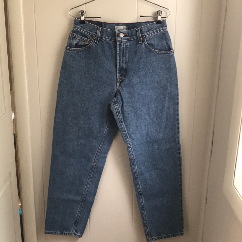 Vintage Levi’s Relaxed Tapered 550 10 Short